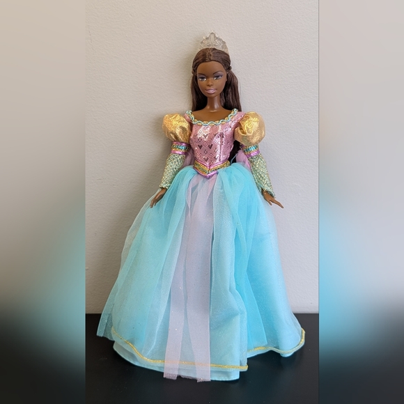 Barbie | 2005 Rapunzel's Wedding Black AA Barbie, 1994 & 1999 Gowns - Picture 2 of 15